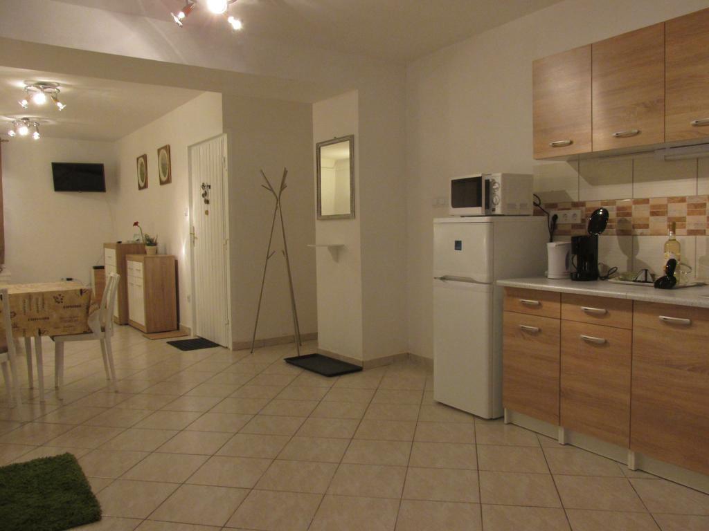 Fortuna Apartments Eger Exterior foto