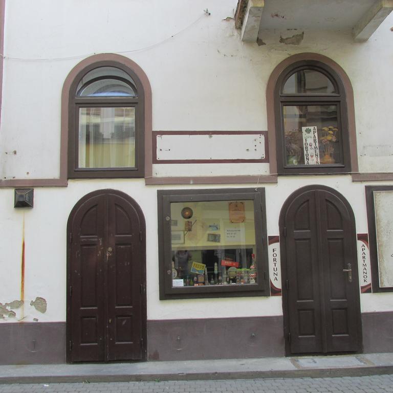 Fortuna Apartments Eger Exterior foto